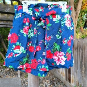 Floral print shorts